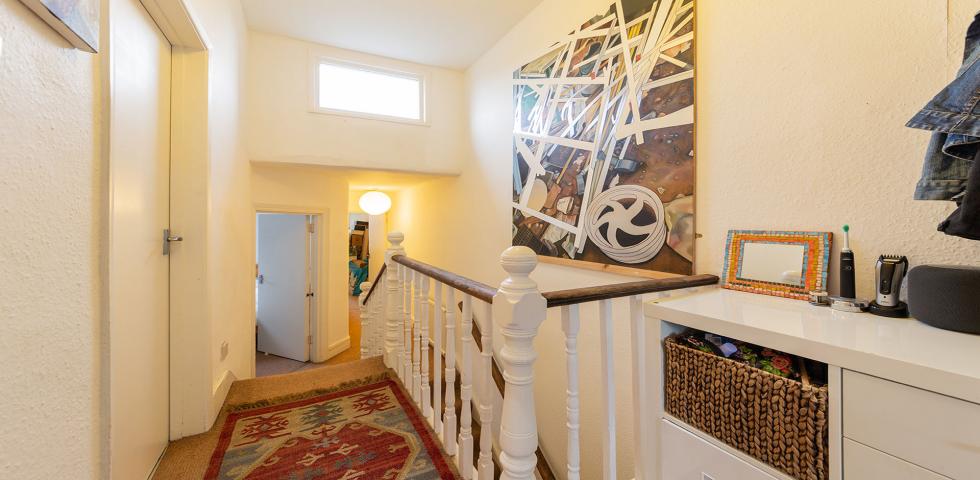 			2 Bedroom, 1 bath, 1 reception Flat			 Chapter Road, WILLESDEN GREEN